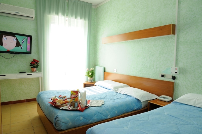 Imagen de la habitación del Hotel Puntabella. Foto 8