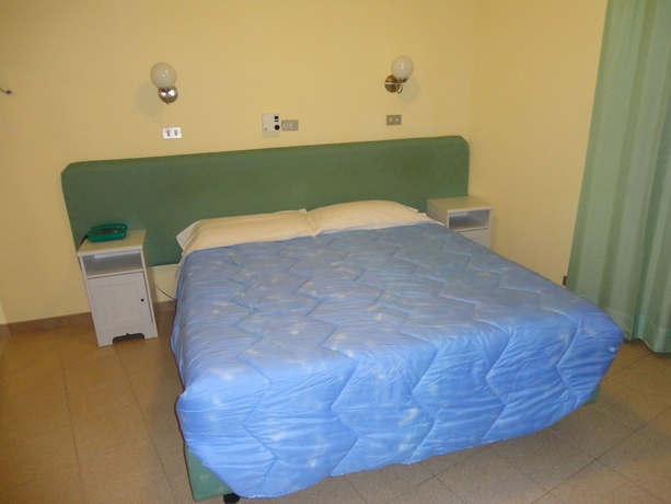 Imagen de la habitación del Hotel Puntabella. Foto 10