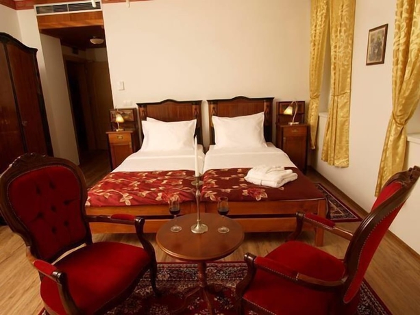 Imagen de la habitación del Hotel Puntijar. Foto 7