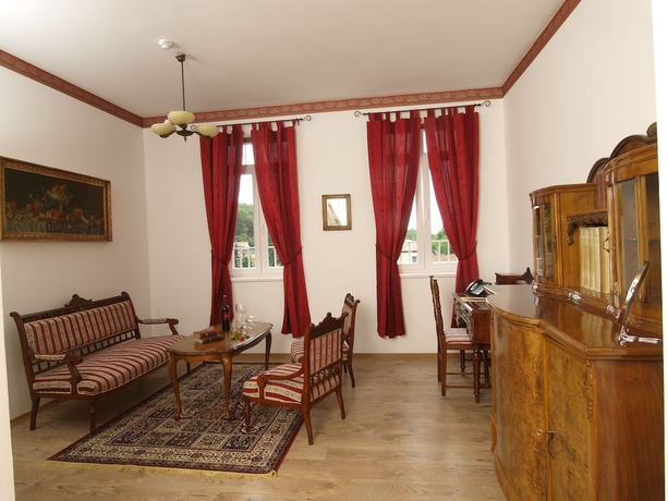 Imagen de la habitación del Hotel Puntijar. Foto 17