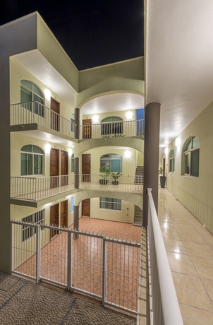 Imagen de los exteriores del Hotel Punto Mita Suites. Foto 14