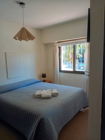 Imagen de la habitación del Hotel Punto Sur Avenida. Foto 15