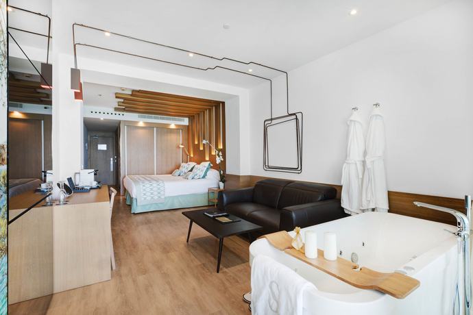 Imagen de la habitación del Hotel Pure Salt Garonda - Adults Only. Foto 17