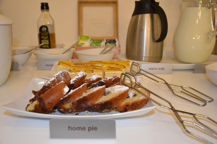 Imagen del bar/restaurante del Hotel Pure White. Foto 2