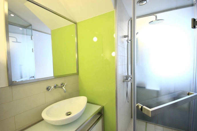 Imagen de la habitación del Hotel Pure White. Foto 6