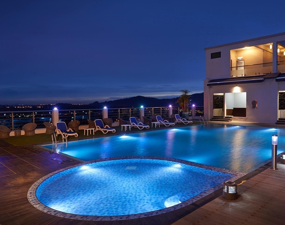 Imagen de la piscina del Hotel Purest Sungai Petani. Foto 19