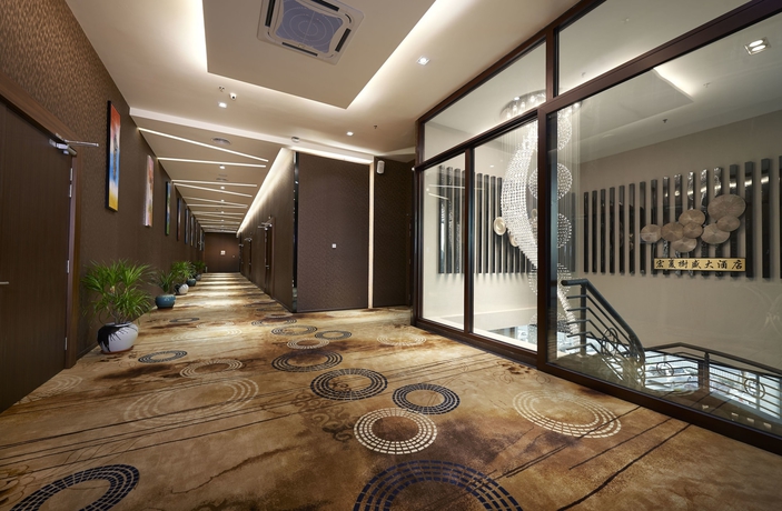 Imagen de los interiores del Hotel Purest Sungai Petani. Foto 16
