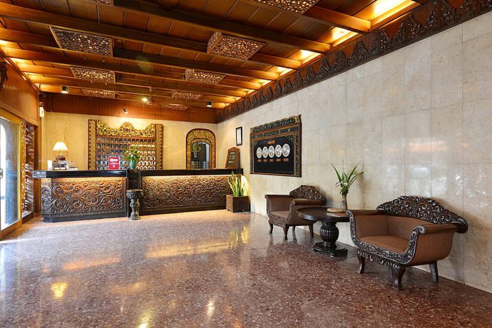 Imagen de los interiores del Hotel Puri Artha. Foto 14