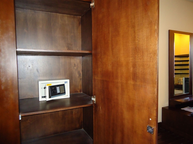 Imagen de la habitación del Hotel Puri Ayu. Foto 7