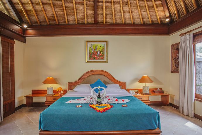 Imagen de la habitación del Hotel Puri Bagus Lovina. Foto 2