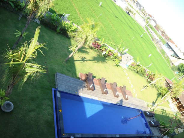 Imagen de los exteriores del Hotel Puri Canggu Rooms Ll. Foto 8