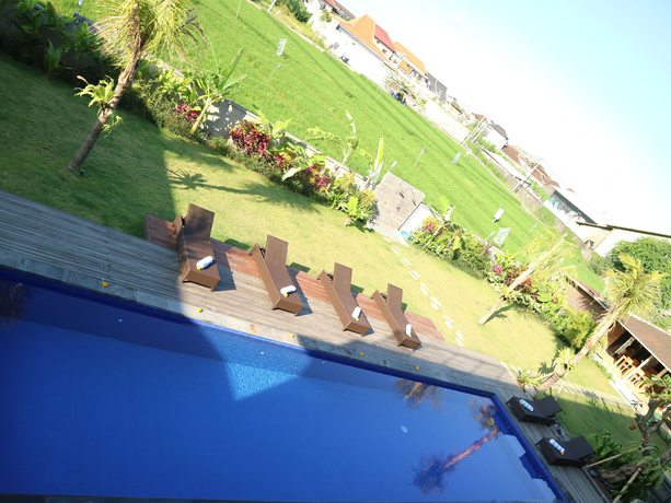 Imagen de la piscina del Hotel Puri Canggu Rooms Ll. Foto 17