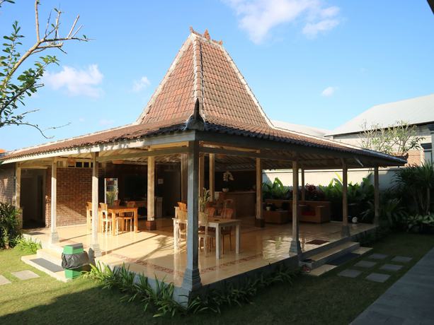 Imagen de los interiores del Hotel Puri Canggu Rooms Ll. Foto 12