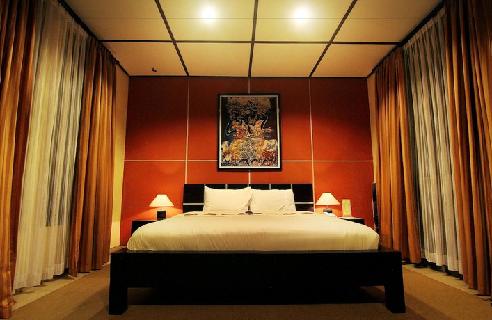 Imagen de la habitación del Hotel Puri Chorus. Foto 9
