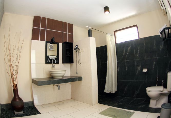 Imagen de la habitación del Hotel Puri Chorus. Foto 12