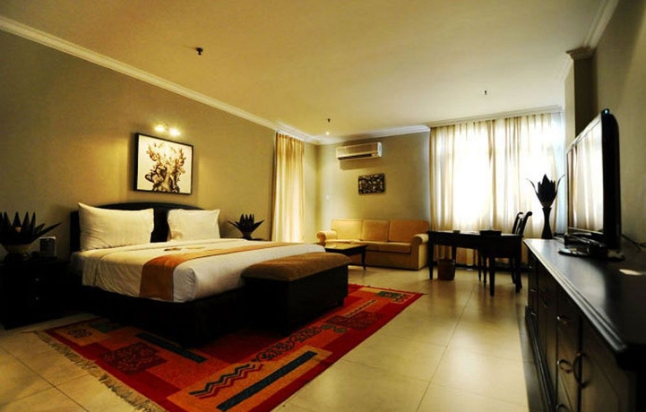 Imagen de la habitación del Hotel Puri Denpasar. Foto 3