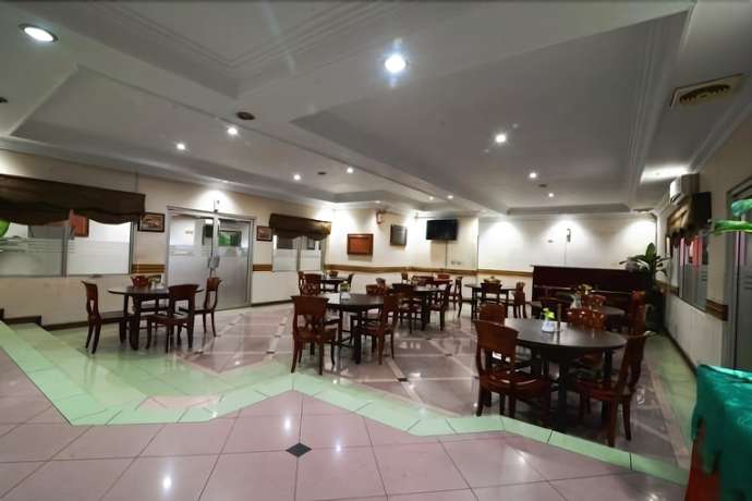 Imagen del bar/restaurante del Hotel Puri Jaya. Foto 2