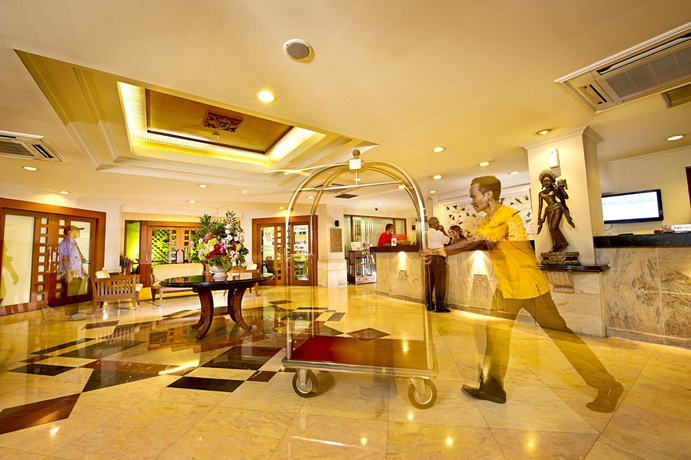 Imagen de los interiores del Hotel Puri Kiic Golf View. Foto 13