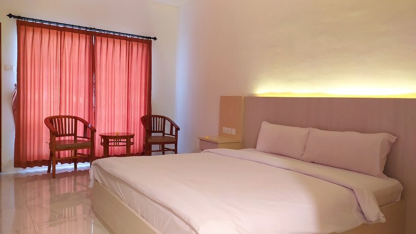 Imagen general del Hotel Puri Lovina. Foto 11