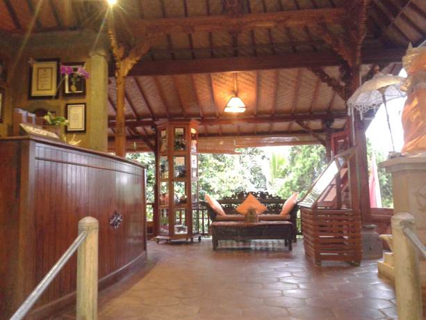 Imagen de los interiores del Hotel Puri Lumbung Cottages, Restaurant and Spa. Foto 15