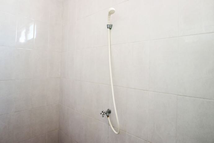 Imagen de la habitación del Hotel Puri Nusa Beach. Foto 5