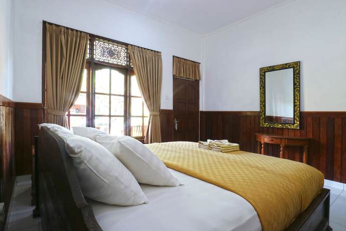Imagen de la habitación del Hotel Puri Nusa Beach. Foto 9