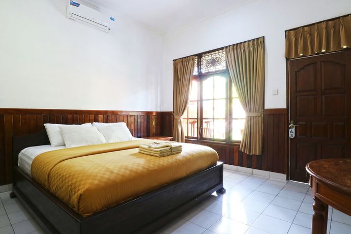 Imagen de la habitación del Hotel Puri Nusa Beach. Foto 15