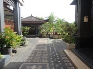 Imagen general del Hotel Puri Nusa Indah. Foto 9