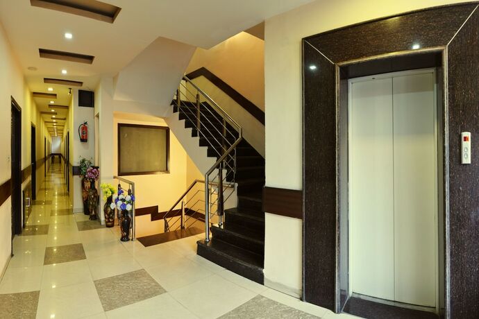 Imagen de los interiores del Hotel Puri Palace Amritsar. Foto 38