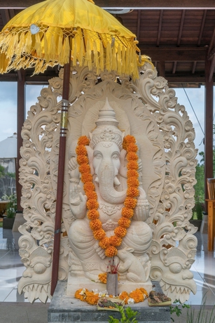 Imagen de los interiores del Hotel Puri Pandawa Resort. Foto 18