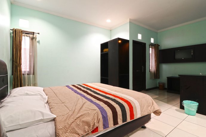 Imagen de la habitación del Hotel Puri Pangalengan. Foto 3