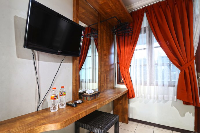 Imagen de la habitación del Hotel Puri Pangalengan. Foto 12
