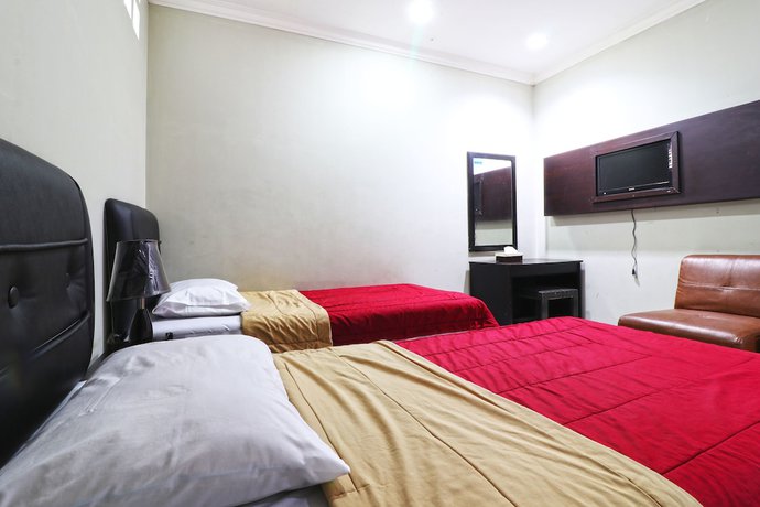 Imagen de la habitación del Hotel Puri Pangalengan. Foto 14