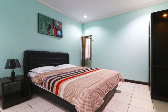 Imagen de la habitación del Hotel Puri Pangalengan. Foto 15
