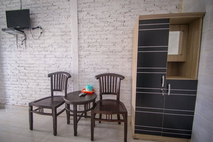 Imagen de la habitación del Hotel Puri Ratu Nusa Penida. Foto 17