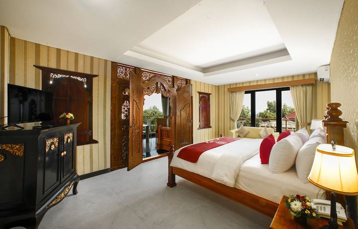 Imagen de la habitación del Hotel Puri Saron Baruna Beach. Foto 5