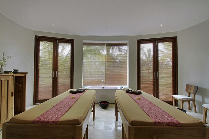 Imagen de los interiores del Hotel Puri Sebali Resort. Foto 32