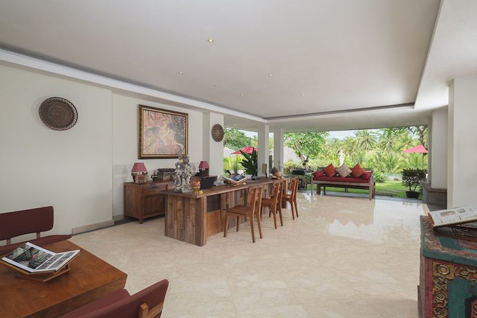 Imagen de los interiores del Hotel Puri Sebali Resort. Foto 34