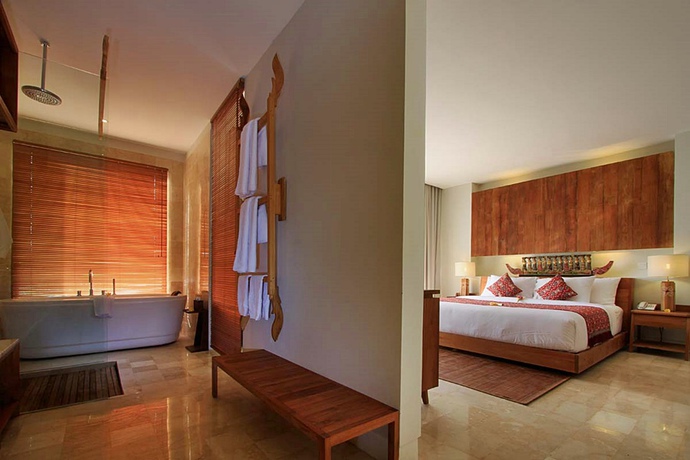 Imagen de la habitación del Hotel Puri Sebali Resort. Foto 17