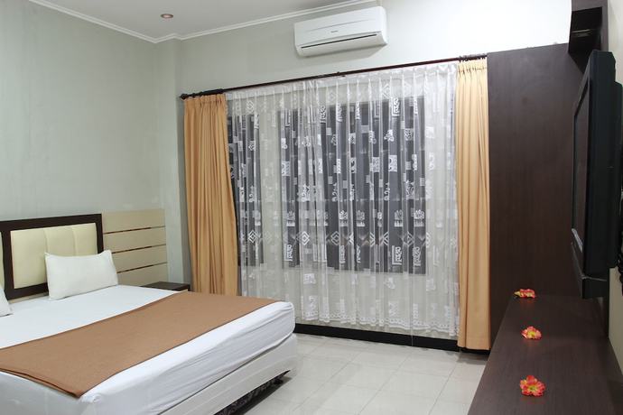 Imagen de la habitación del Hotel Puri Senggigi. Foto 2