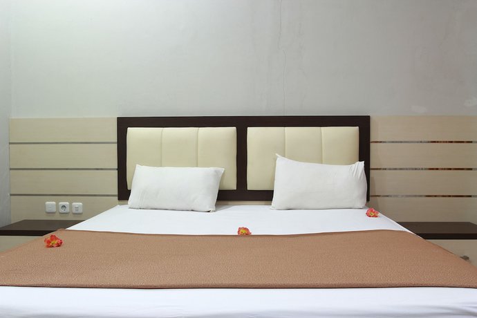 Imagen de la habitación del Hotel Puri Senggigi. Foto 17