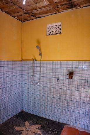 Imagen de la habitación del Hotel Puri Sunny Camping. Foto 9