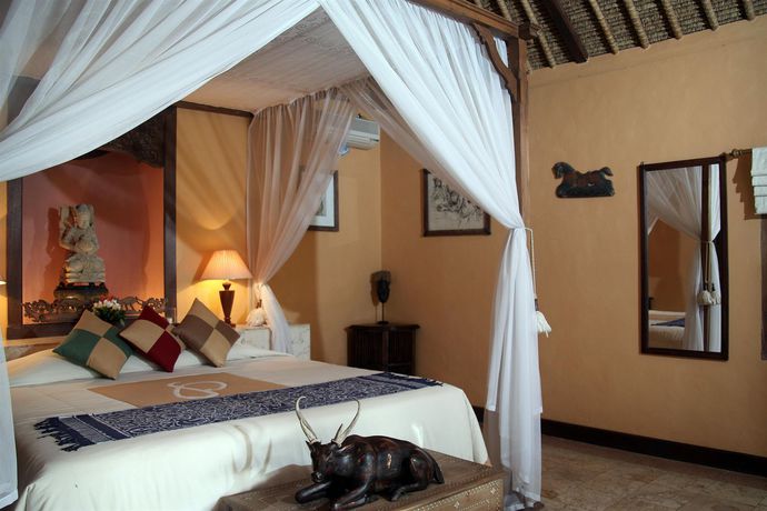 Imagen de la habitación del Hotel Puri Taman Sari. Foto 4