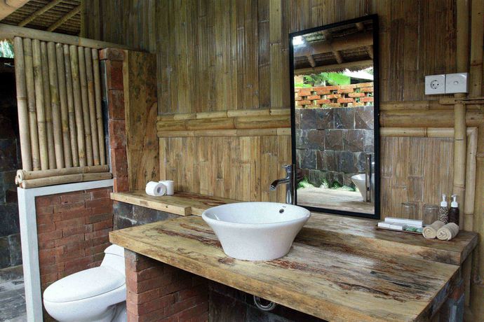 Imagen de la habitación del Hotel Puri Taman Sari. Foto 8