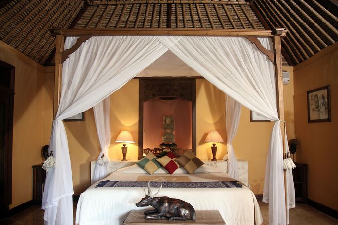 Imagen de la habitación del Hotel Puri Taman Sari. Foto 9