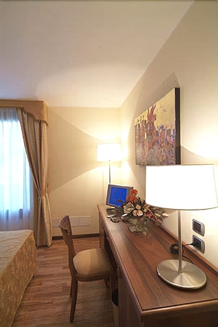 Imagen de la habitación del Hotel Purlilium. Foto 14