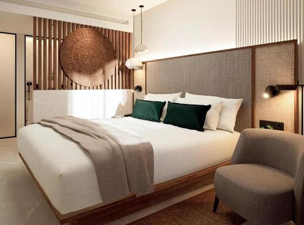 Imagen de la habitación del Hotel Purobeach Resort Santa Ponsa. Foto 5