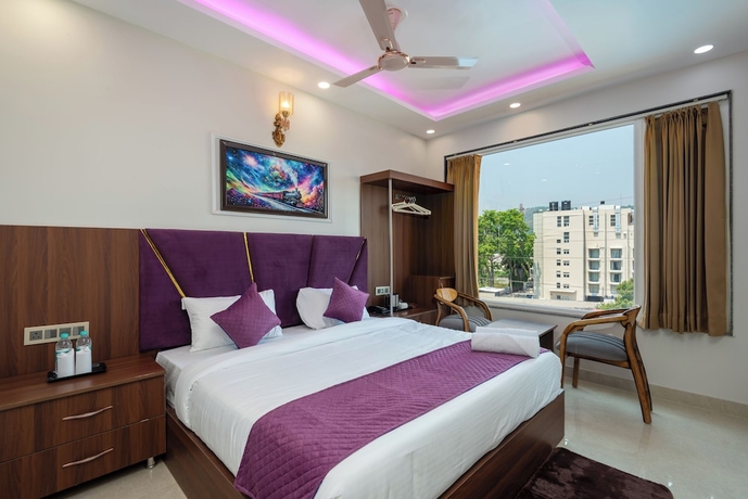 Imagen de la habitación del Hotel Purple Dot Haridwar. Foto 2