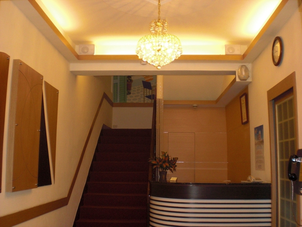 Imagen de los interiores del Hotel Purple Garden. Foto 19