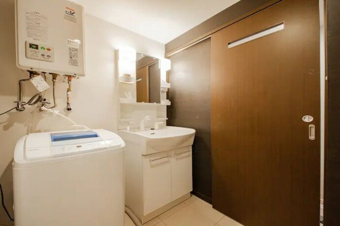 Imagen general del Hotel Purple, Sapporo. Foto 1